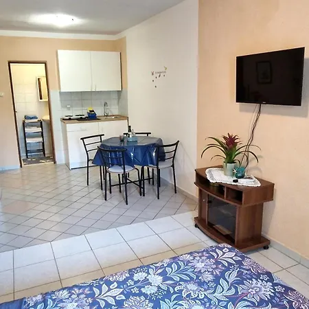 Apartment Merima Krk Town