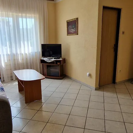 Merima Apartment Krk Town