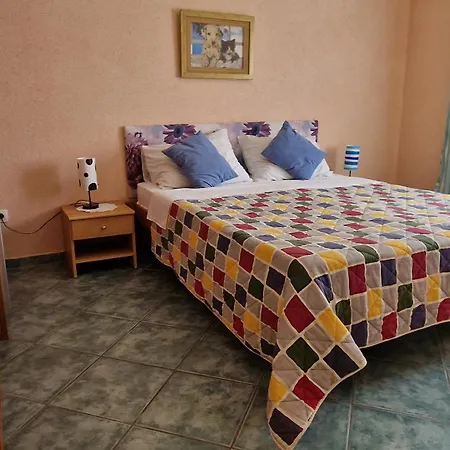 Merima Apartamento Krk Town